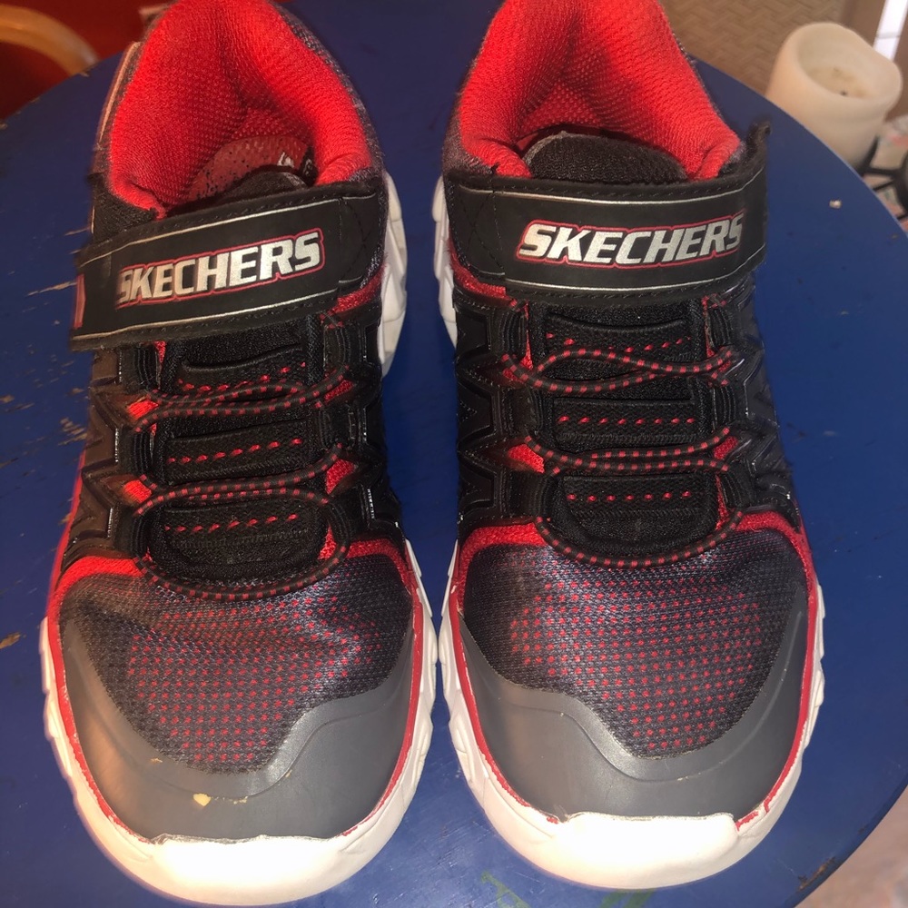 Sketchers boy size 12